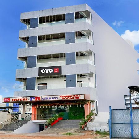 Hotel O Pr Grand Khammam Exterior photo